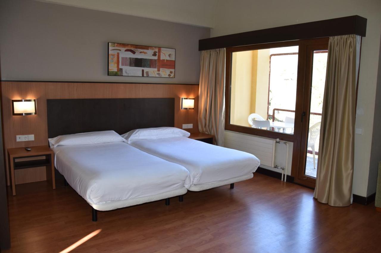 Hotel Sno Edelweiss セルレル エクステリア 写真