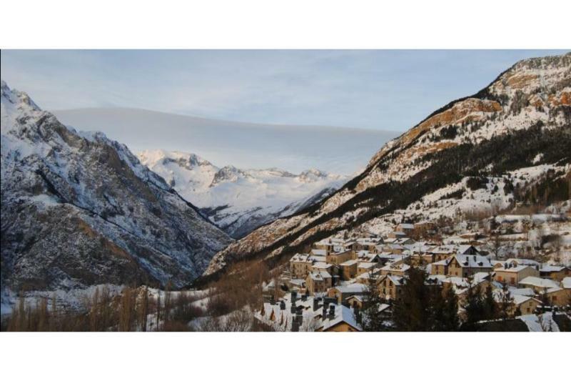 Hotel Sno Edelweiss セルレル エクステリア 写真